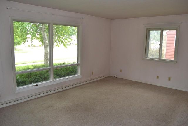 1138 HIGGINS AVENUE, Neenah, WI 54956