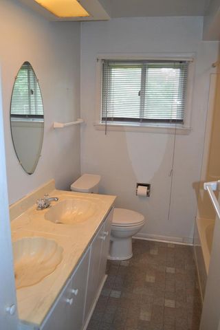 1138 HIGGINS AVENUE, Neenah, WI 54956