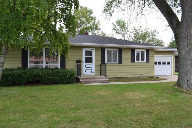 1138 HIGGINS AVENUE, Neenah, WI 54956