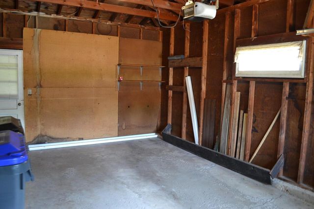 1138 HIGGINS AVENUE, Neenah, WI 54956