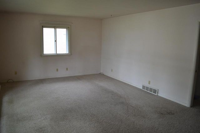 1138 HIGGINS AVENUE, Neenah, WI 54956