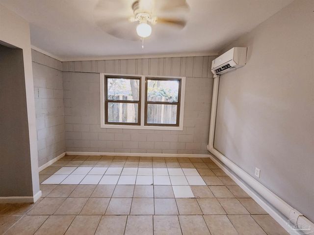 35 Pen Haven Dr, Pensacola, FL 32506