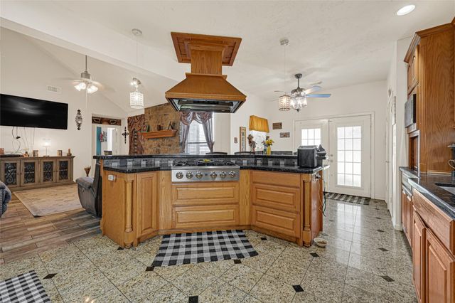3518 Brookwood Drive, La Porte, TX 77571