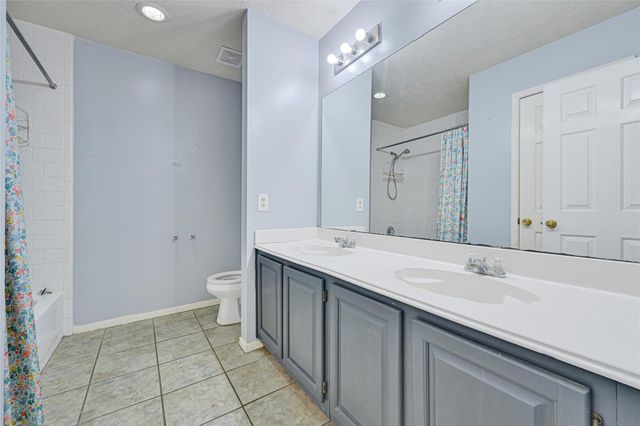 3518 Brookwood Drive, La Porte, TX 77571