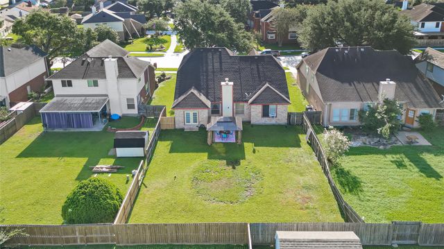 3518 Brookwood Drive, La Porte, TX 77571