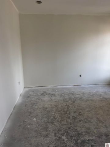 1140 Eagle Rest Dr., Grand Rivers, KY 42045