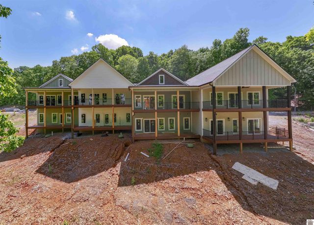 1140 Eagle Rest Dr., Grand Rivers, KY 42045