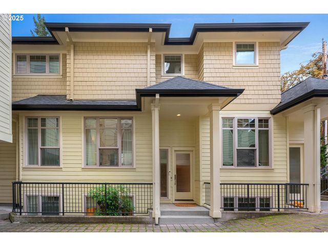 2416 Sw CEDAR St, Portland, OR 97205