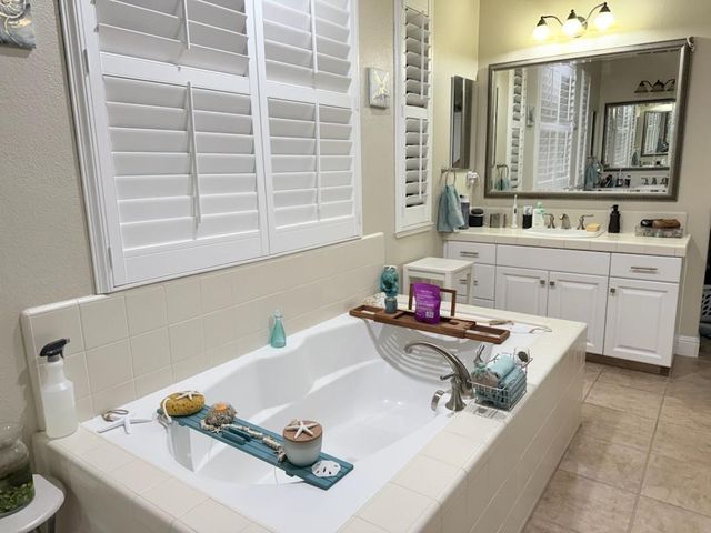 5820 Lagrande Way, Stockton, CA 95219