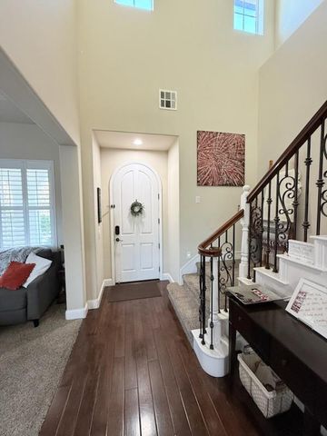 5820 Lagrande Way, Stockton, CA 95219