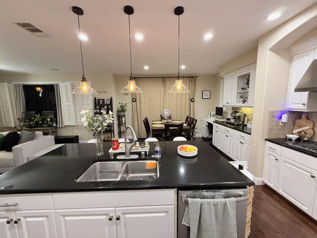 5820 Lagrande Way, Stockton, CA 95219