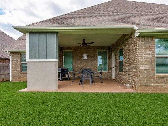 5209 NW 162nd Terrace, Edmond, OK 73013
