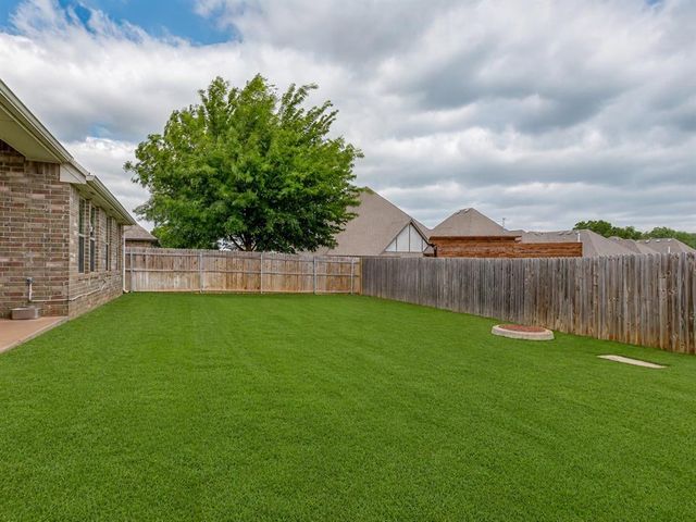 5209 NW 162nd Terrace, Edmond, OK 73013