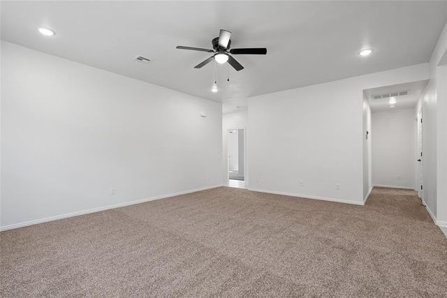 804 Chateau Court, Kingfisher, OK 73750