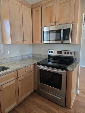 509 Lavender LN, Virginia Beach, VA 23462