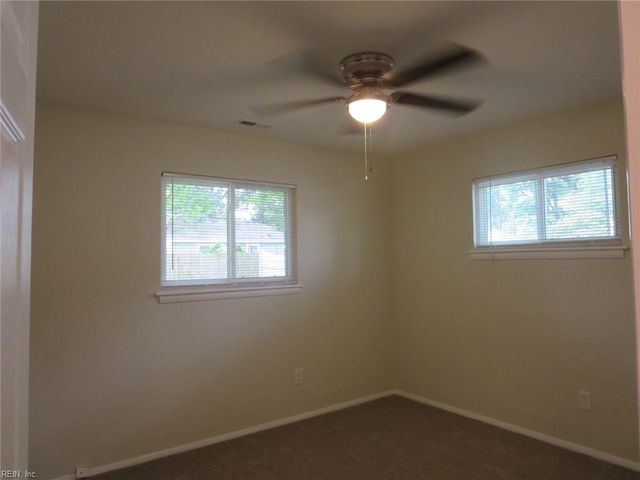 509 Lavender LN, Virginia Beach, VA 23462