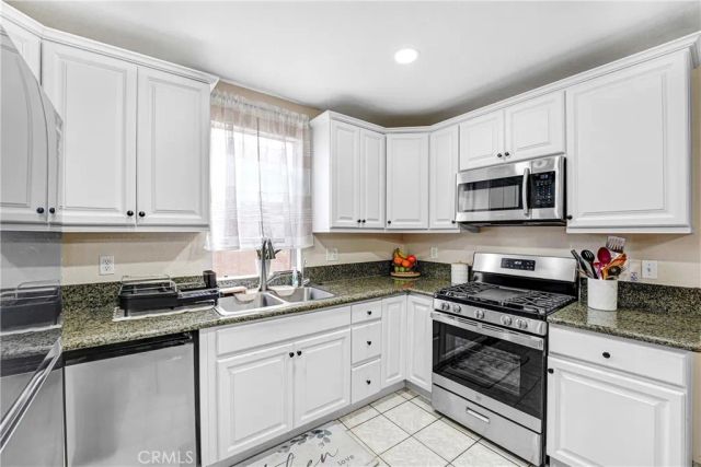 810 E 87th, Los Angeles, CA 90002