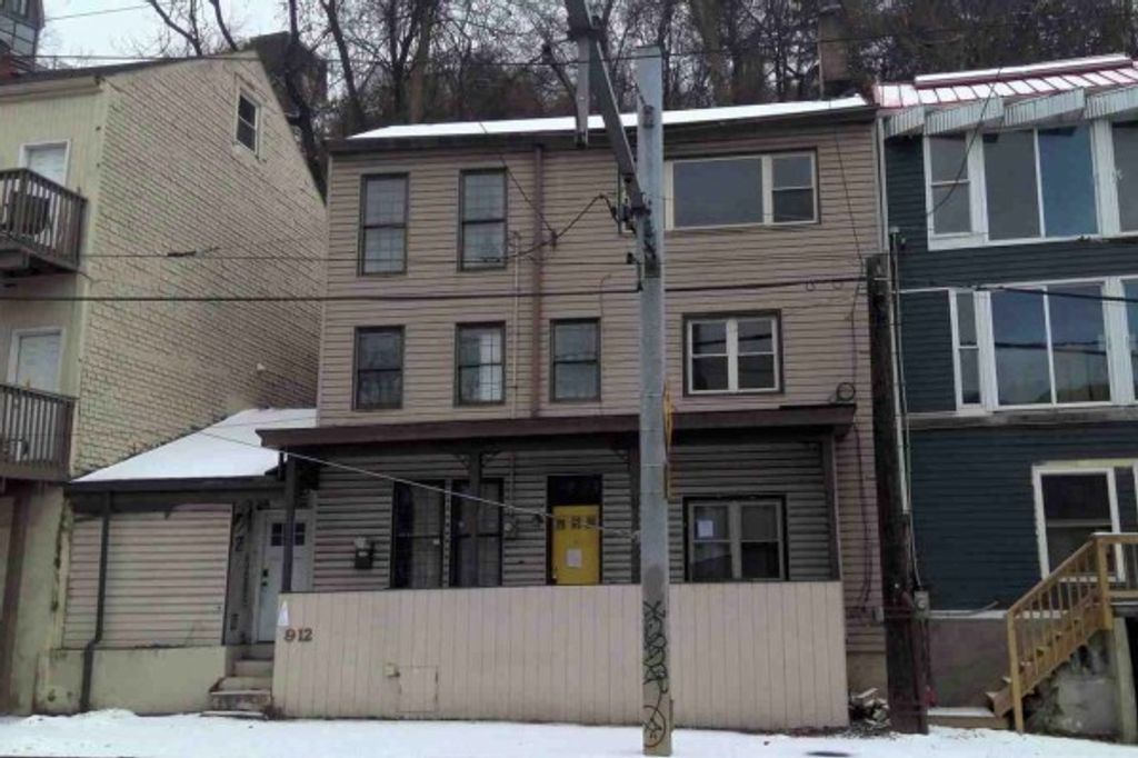 912 Arlington Ave, Allentown, PA 15203