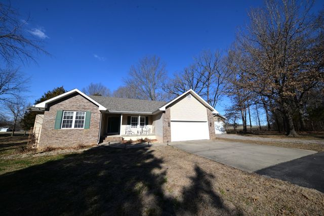 14687 N Lost Lake Lane, Mt Vernon, IL 62864