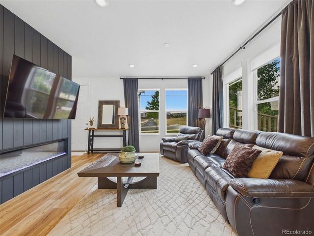 2907 Distant Rock Ave, Castle Rock, CO 80109