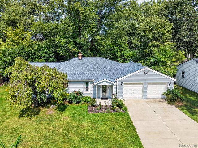 1832 Tamm Avenue, Rochester Hills, MI 48309