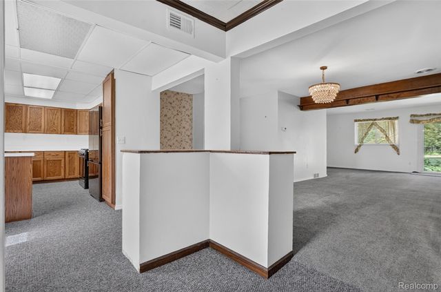 1832 Tamm Avenue, Rochester Hills, MI 48309
