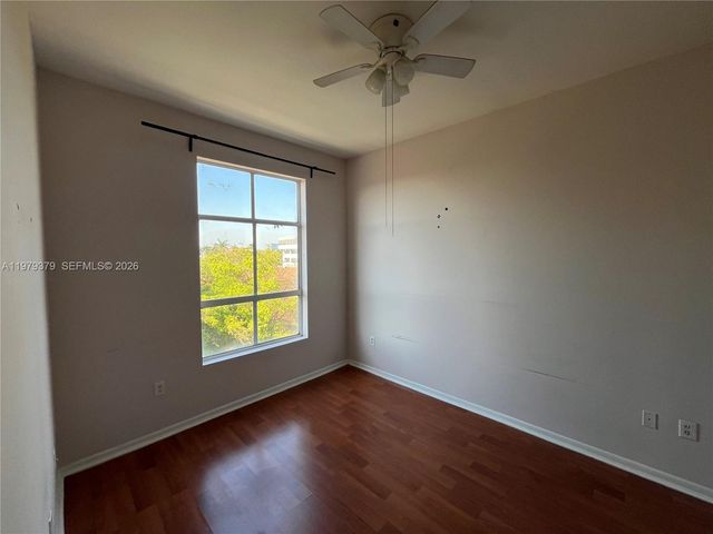 7420 W 20th Ave 449, Hialeah, FL 33016