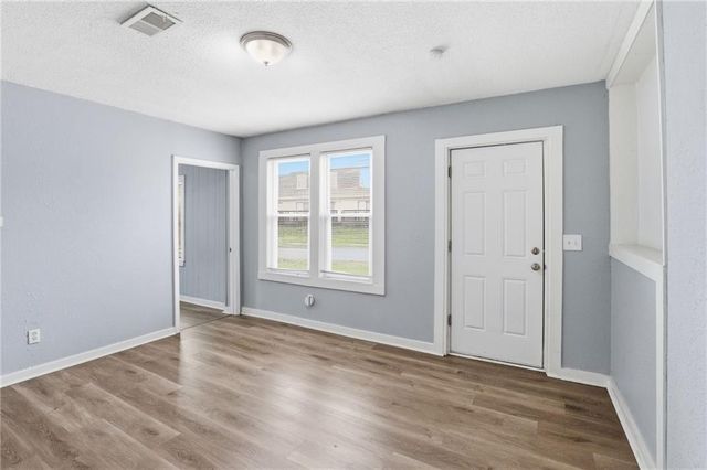 13301 7th Street, Grandview, MO 64030