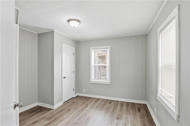 13301 7th Street, Grandview, MO 64030