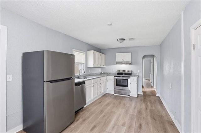 13301 7th Street, Grandview, MO 64030