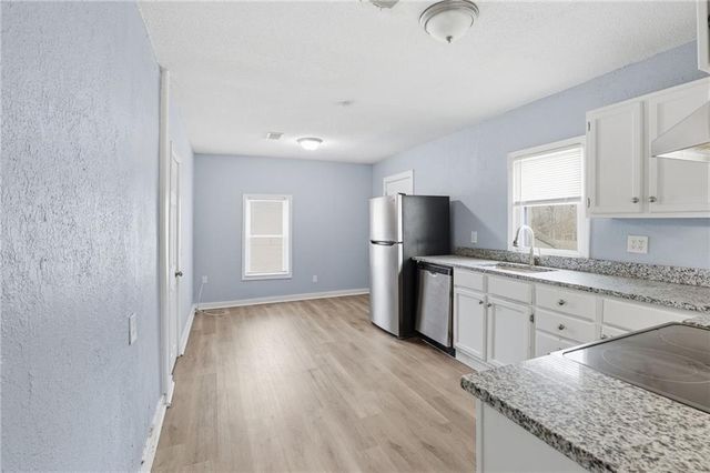 13301 7th Street, Grandview, MO 64030