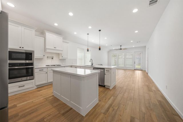 7420 Caprock Canyon Lane, Porter, TX 77365