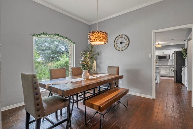 2014 Royal Crest Drive, Garland, TX 75043