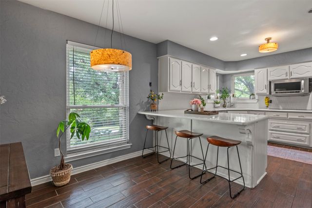 2014 Royal Crest Drive, Garland, TX 75043