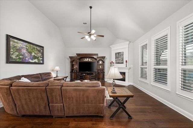 12741 Bella Roma Drive, Fort Worth, TX 76126