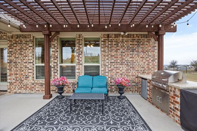 12741 Bella Roma Drive, Fort Worth, TX 76126