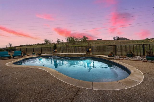 12741 Bella Roma Drive, Fort Worth, TX 76126