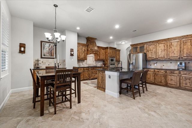 12741 Bella Roma Drive, Fort Worth, TX 76126