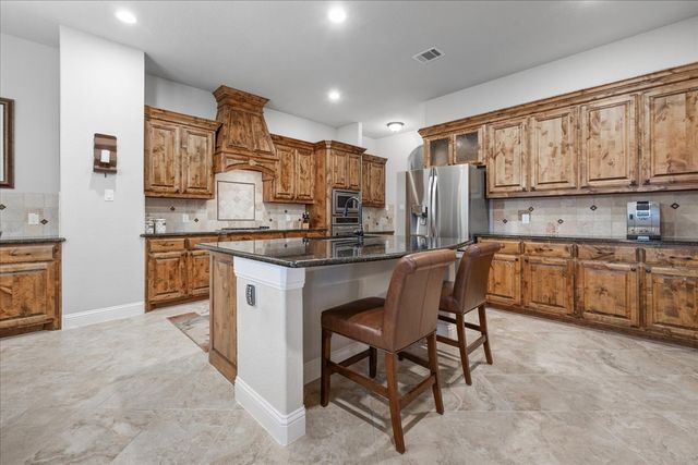 12741 Bella Roma Drive, Fort Worth, TX 76126