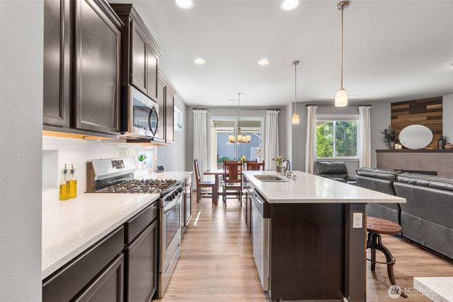 16208 78th Avenue Ct E, Puyallup, WA 98375