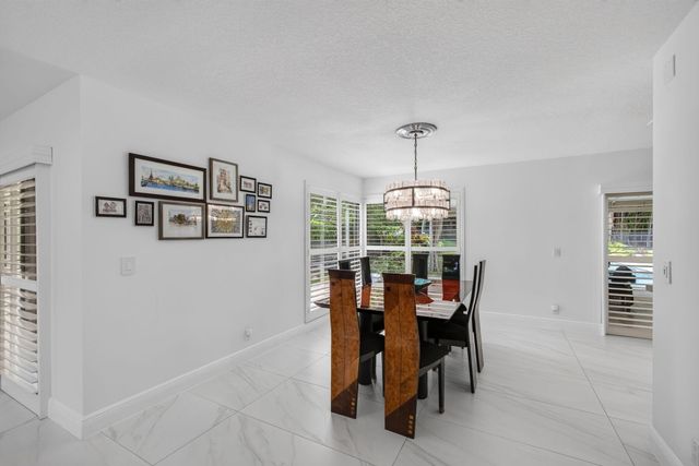 6188 Celadon Circle, Palm Beach Gardens, FL 33418