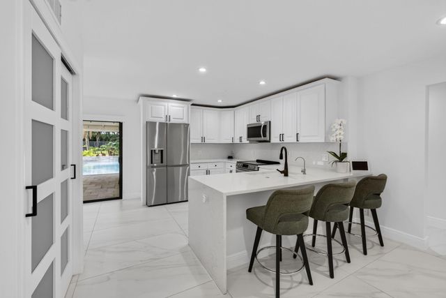 6188 Celadon Circle, Palm Beach Gardens, FL 33418