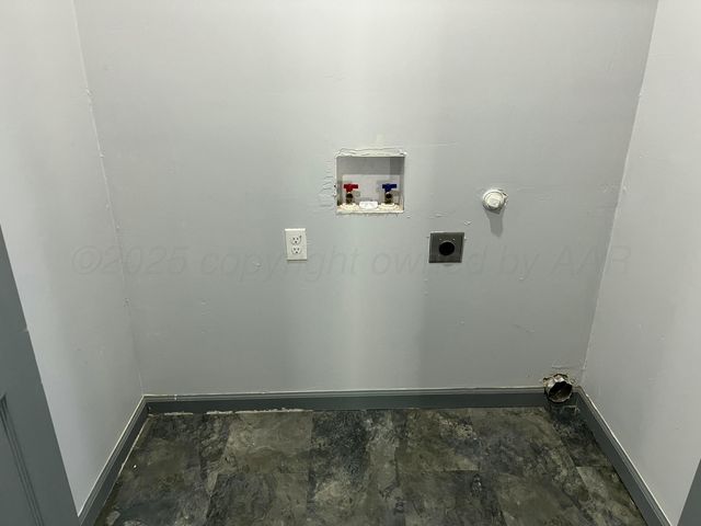 3713 CENTER Avenue, Amarillo, TX 79106