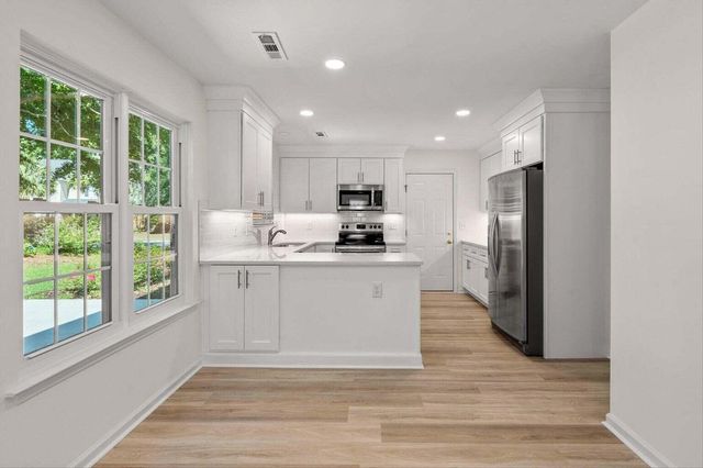 3161 Morningdale Drive, Mount Pleasant, SC 29466