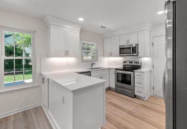 3161 Morningdale Drive, Mount Pleasant, SC 29466