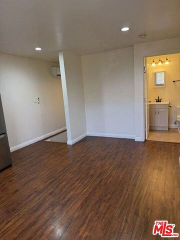 1314 Omelveny Avenue A, San Fernando, CA 91340