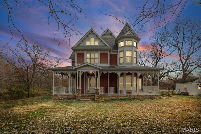 2304 N 1st Street, Fayetteville, IL 62258