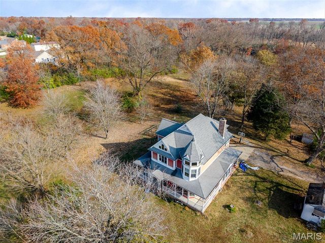 2304 N 1st Street, Fayetteville, IL 62258