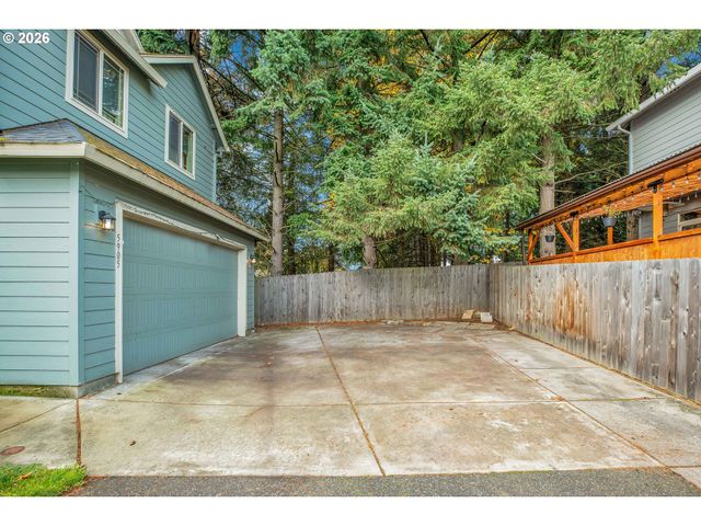 5905 Ne 56TH Cir, Vancouver, WA 98661