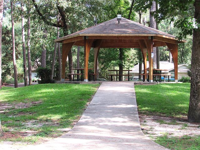 3307 Golden Willow Drive, Houston, TX 77339